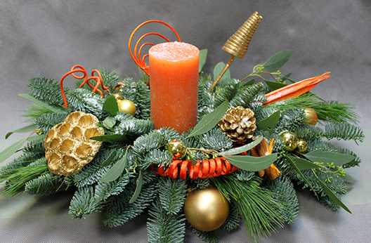 Новогодняя композиция на стол «Зимний рассвет»