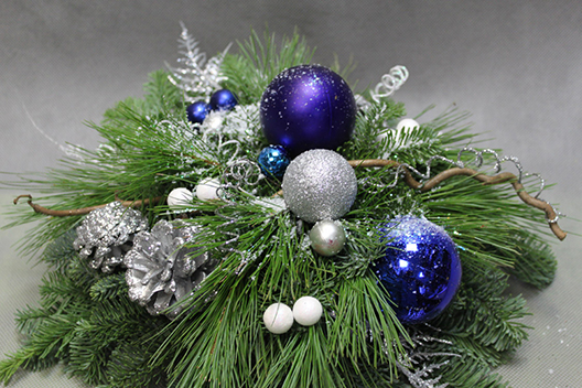 Новогодняя композиция «Речная гладь»